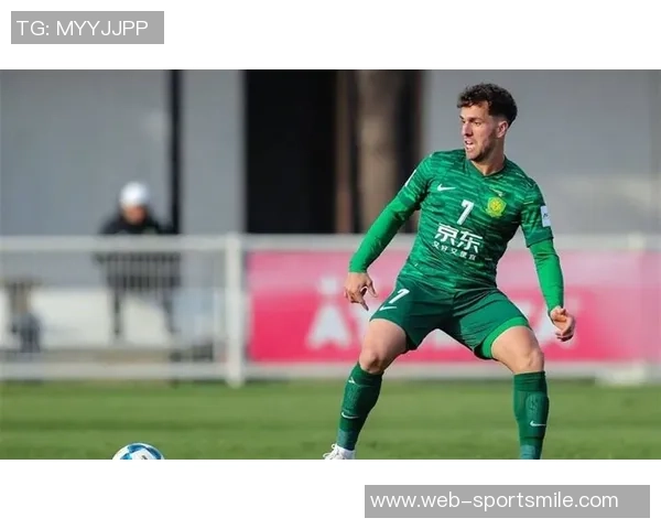 辽足外援姆本扎社交媒体转发摩洛哥球队转会传闻引发关注